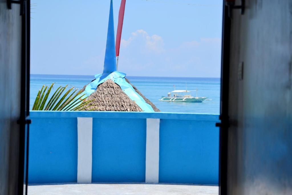 מלאפסקואה איילנד Blue Corals Beach Resort מראה חיצוני תמונה