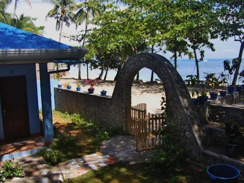 מלאפסקואה איילנד Blue Corals Beach Resort מראה חיצוני תמונה