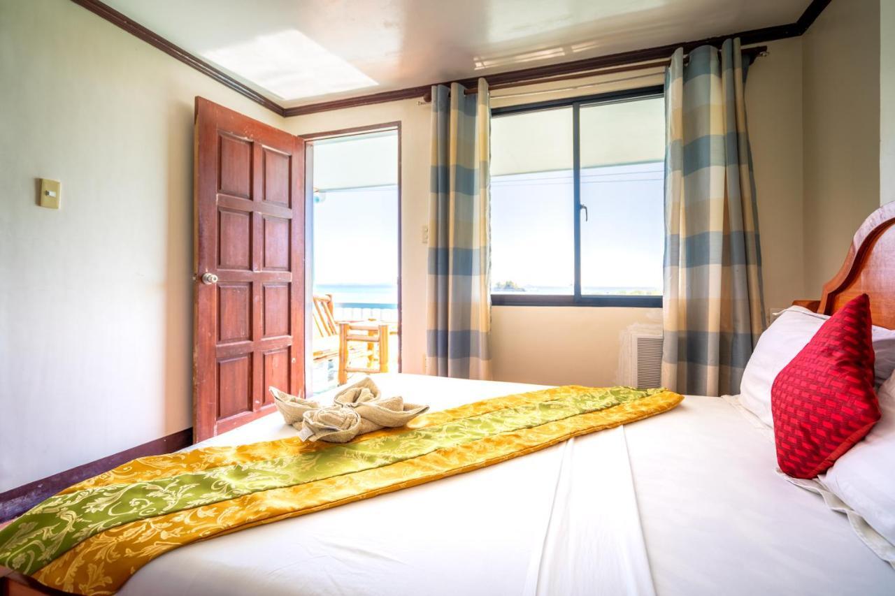 מלאפסקואה איילנד Blue Corals Beach Resort מראה חיצוני תמונה